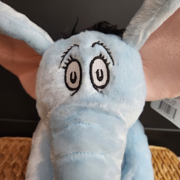 Dr. Seuss Horton Hears A Who Plush Kohl’s Cares 13” NWT - Picture 3 of 8